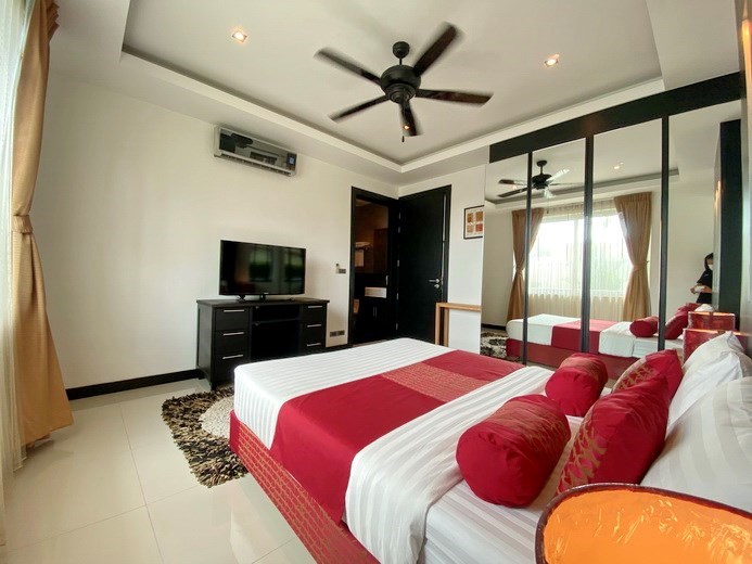 House for rent East Pattaya showing the second bedroom suite 