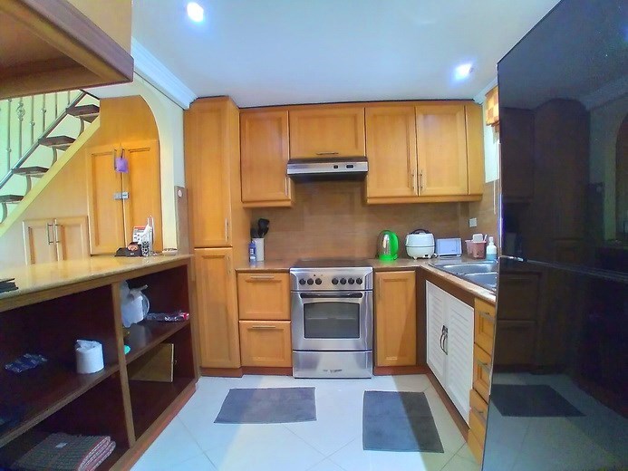 House for rent Pattaya showing the kitchen House for rent Pattaya showing the kitchen