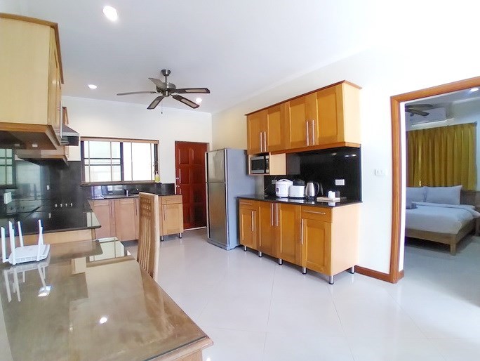 House for rent Pratumnak Hill showing the office area and kitchen 