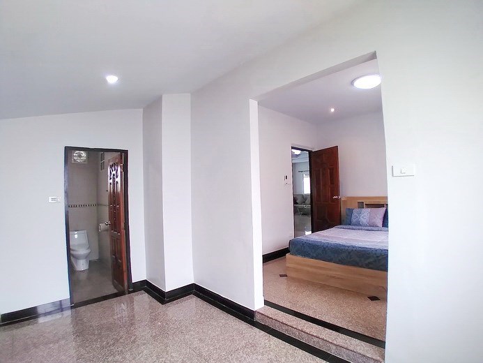 House for rent South Pattaya showing the second bathroom location House for rent South Pattaya showing the second bathroom location