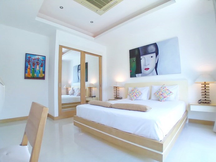 House for rent at The Vineyard Pattaya showing the third bedroom with wardrobes House for rent at The Vineyard Pattaya showing the third bedroom with wardrobes