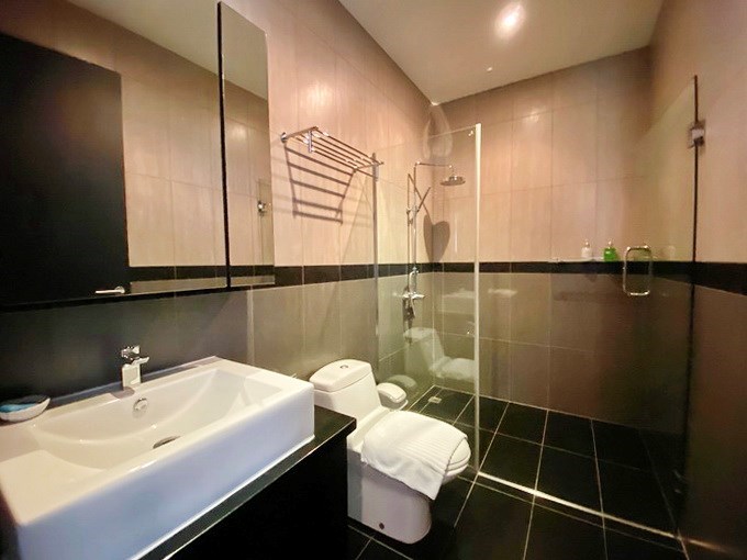 House for rent East Pattaya showing the second bathroom 