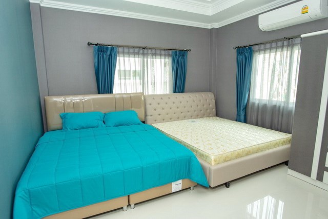 House for sale Bangsaray Pattaya showing the second bedroom House for sale Bangsaray Pattaya showing the second bedroom