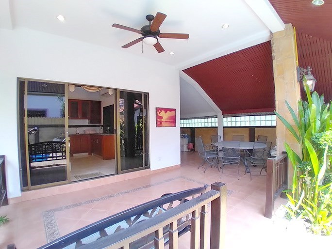 House for sale East Pattaya showing the covered terrace House for sale East Pattaya showing the covered terrace