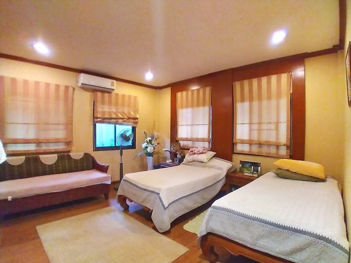 House for sale Huay Yai  Pattaya showing the third bedroom 