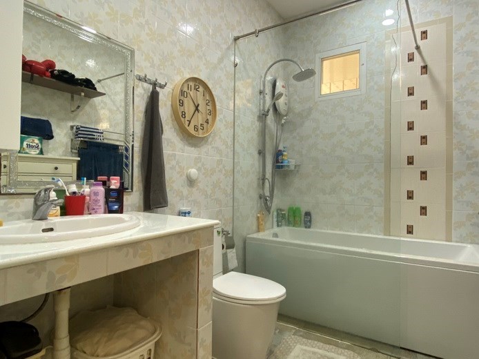 House for sale Jomtien showing the fourth bathroom House for sale Jomtien showing the fourth bathroom