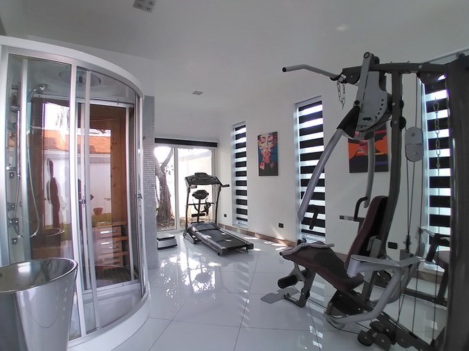 House for sale Jomtien showing the sauna room House for sale Jomtien showing the sauna room