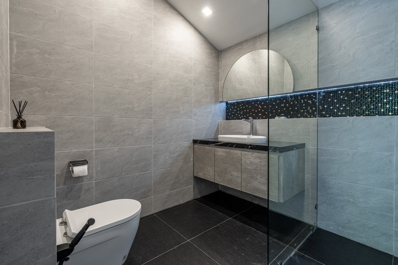 House for sale Jomtien showing the second bathroom House for sale Jomtien showing the second bathroom