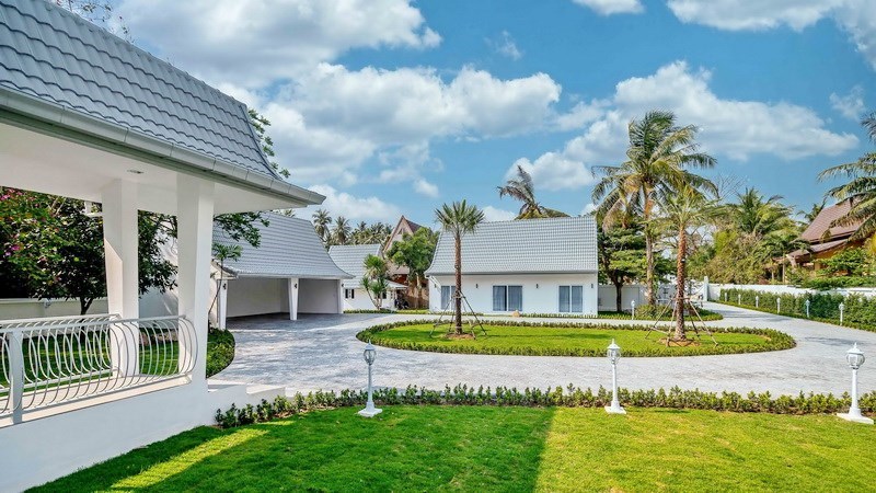 House for sale Pattaya showing the guest quarters House for sale Pattaya showing the guest quarters