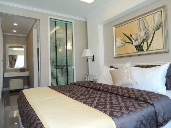 The Orient Resort and Spa Jomtien showing the 2 bedroom concept