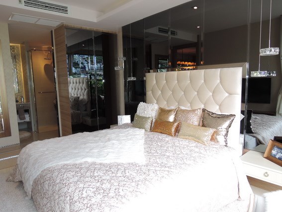 The Riviera Jomtien showing the bedroom suite concept