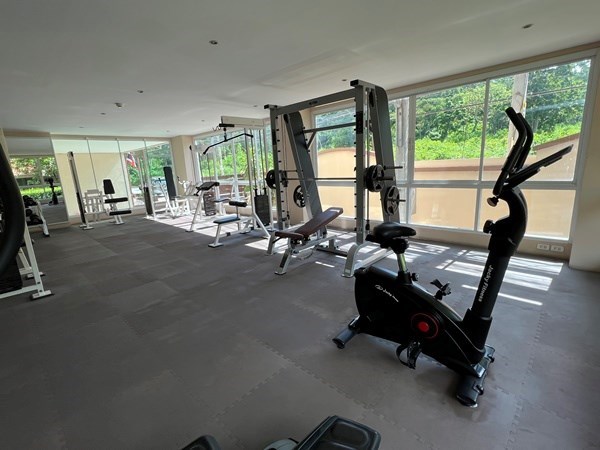 Condo for rent Jomtien showing the communal gymnasium