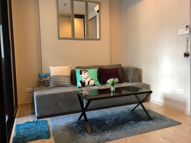 Condominium for rent Central Pattaya showing the living area Condominium for rent Central Pattaya showing the living area