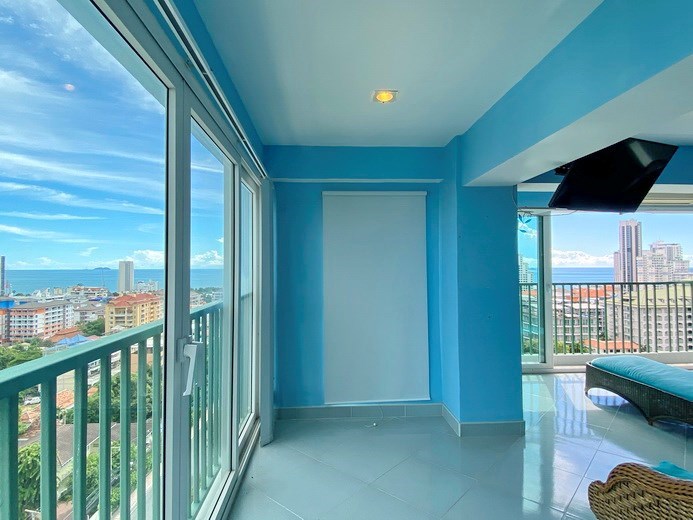 Condominium for rent Pratumnak showing the view 