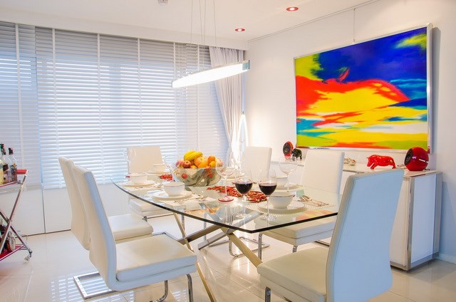 Condominium for sale Pratumnak Hill showing the dining area Condominium for sale Pratumnak Hill showing the dining area