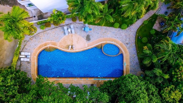 Condominium for sale Pratumnak Hill Pattaya showing the communal pool Condominium for sale Pratumnak Hill Pattaya showing the communal pool