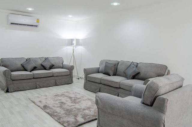 Condominium for sale Pratumnak Hill Pattaya showing the living room Condominium for sale Pratumnak Hill Pattaya showing the living room