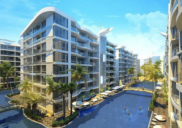 Condominium for sale South Pattaya showing the communal pool Condominium for sale South Pattaya showing the communal pool