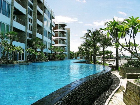 Condominium for rent Naklua Ananya showing the communal pool Condominium for rent Naklua Ananya showing the communal pool