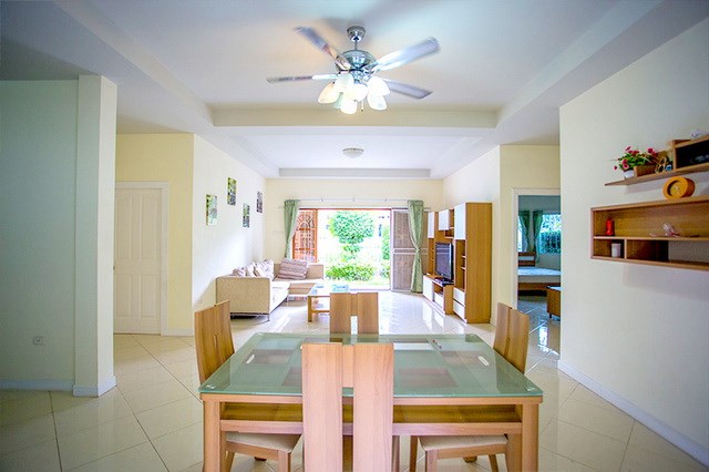 House for Rent East Pattaya showing the dining and living areas House for Rent East Pattaya showing the dining and living areas