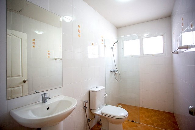 House for Rent East Pattaya showing the second bathroom House for Rent East Pattaya showing the second bathroom