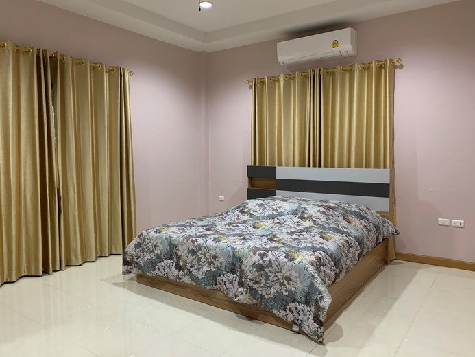 House for rent East Pattaya showing the second bedroom 