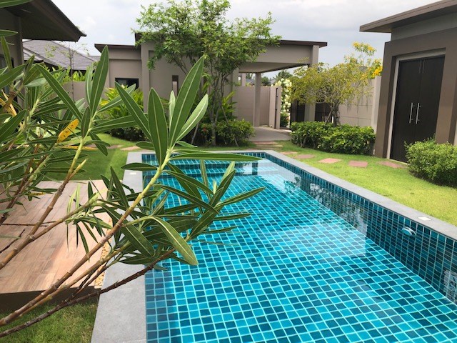 House for rent Huay Yai Pattaya showing the private pool House for rent Huay Yai Pattaya showing the private pool