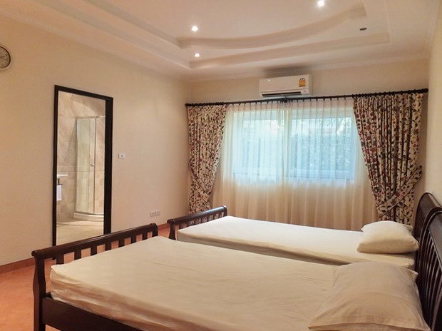 House for rent East Pattaya showing the second bedroom suite 