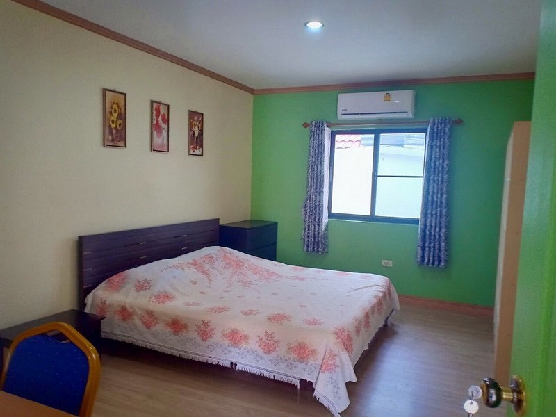 House for sale East Pattaya showing the second bedroom House for sale East Pattaya showing the second bedroom