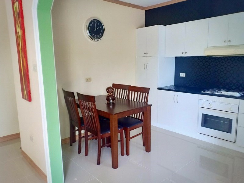 House for sale East Pattaya showing the dining and kitchen areas House for sale East Pattaya showing the dining and kitchen areas
