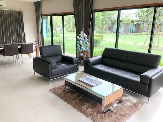 House for sale Huay Yai Pattaya showing the living area House for sale Huay Yai Pattaya showing the living area