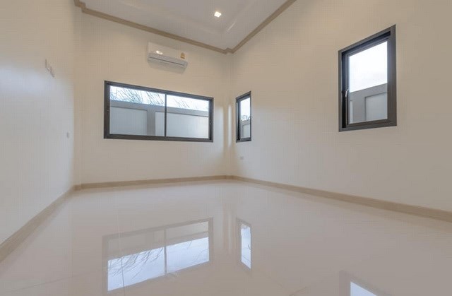 House for sale Pattaya Mabprachan showing the second bedroom concept House for sale Pattaya Mabprachan showing the second bedroom concept