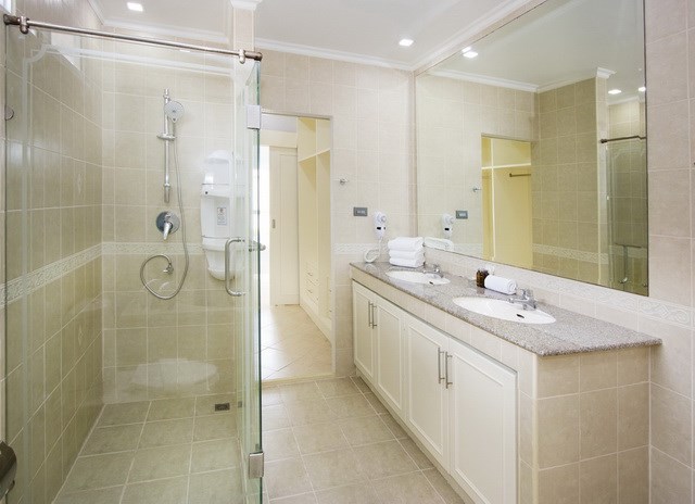 House for sale Pratumnak Pattaya showing the second bathroom House for sale Pratumnak Pattaya showing the second bathroom
