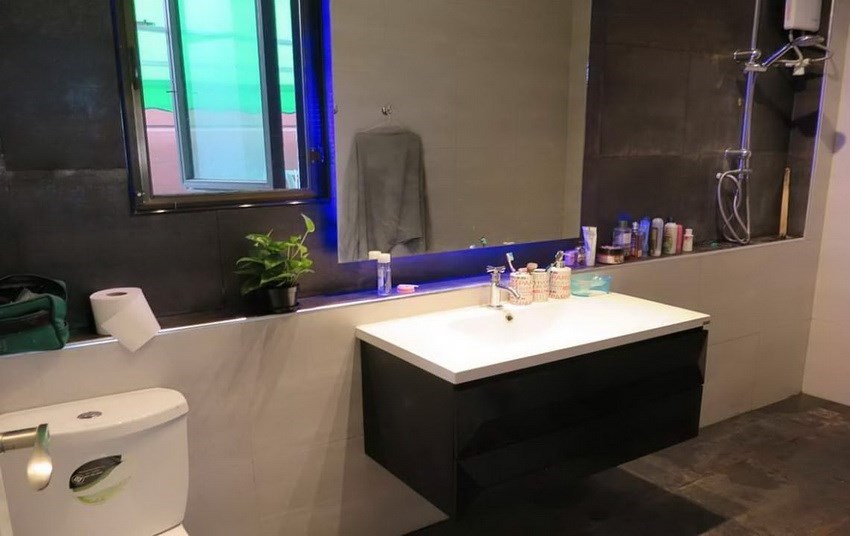 House for sale East Pattaya showing a bathroom House for sale East Pattaya showing a bathroom