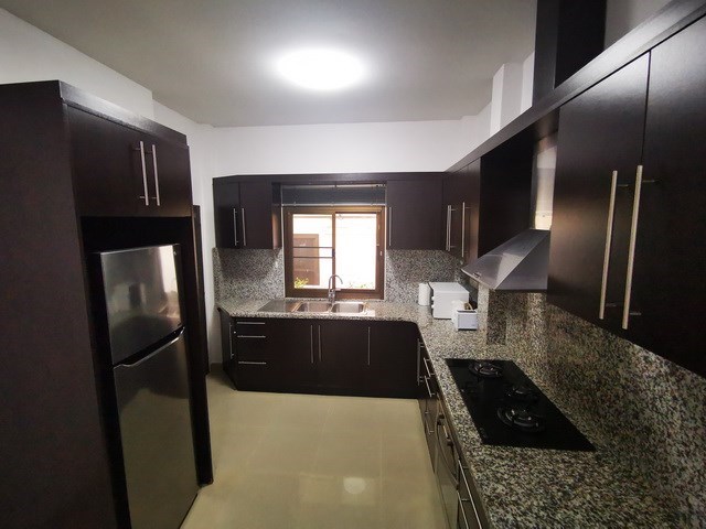 House for sale East Pattaya showing the kitchen area 