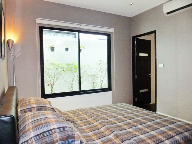 House for sale East Pattaya showing the second bedroom suite 