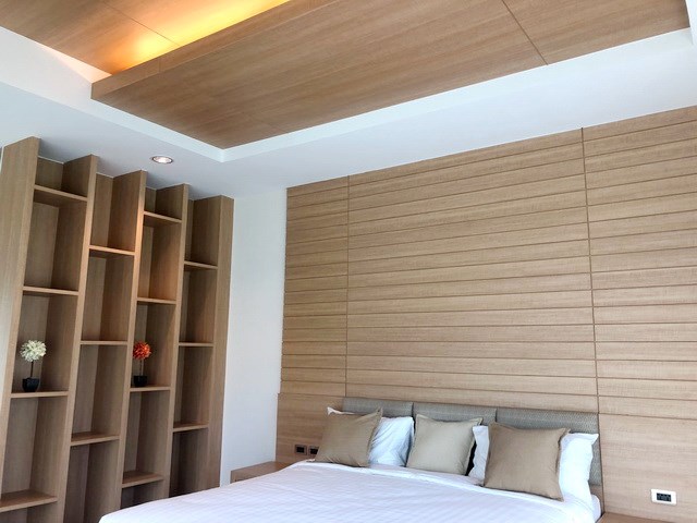 House for sale Huay Yai Pattaya showing the master bedroom House for sale Huay Yai Pattaya showing the master bedroom