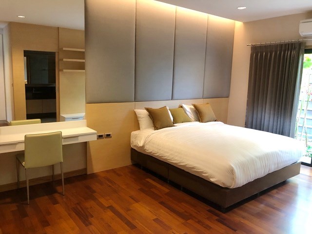 House for sale Huay Yai Pattaya showing the second bedroom suite House for sale Huay Yai Pattaya showing the second bedroom suite