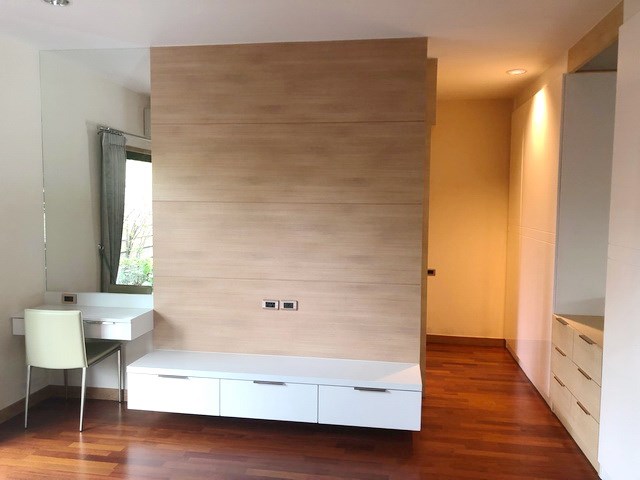 House for sale Huay Yai Pattaya showing the third bedroom media wall House for sale Huay Yai Pattaya showing the third bedroom media wall