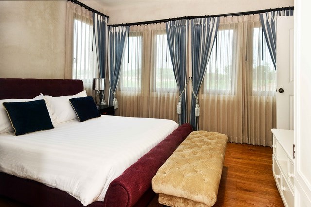 House for sale Na Jomtien Pattaya showing the second bedroom suite House for sale Na Jomtien Pattaya showing the second bedroom suite
