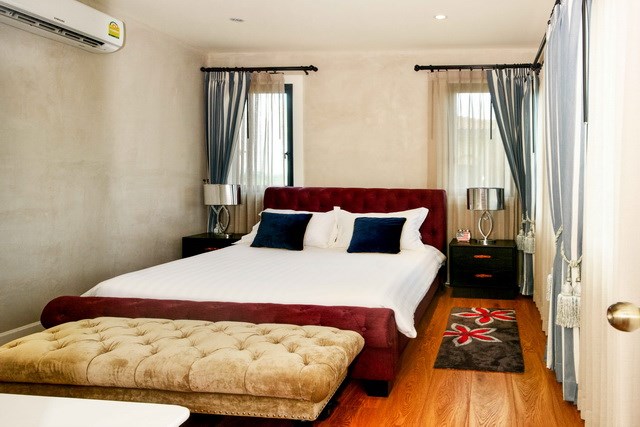 House for sale Na Jomtien Pattaya showing the second bedroom House for sale Na Jomtien Pattaya showing the second bedroom